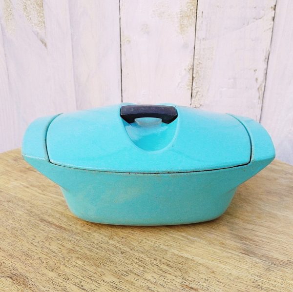 Cocotte orange en fonte Le Creuset , par Raymond Loewy - Arts de la table