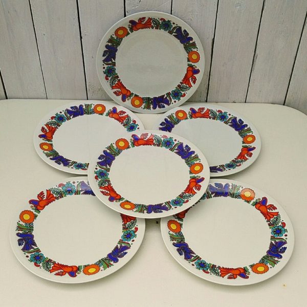Lot de six Assiettes plates  en porcelaine Villeroy & Boch modèle Acapulco. Légères traces d'usage.  Excellent état. Diamètre : 24 cm