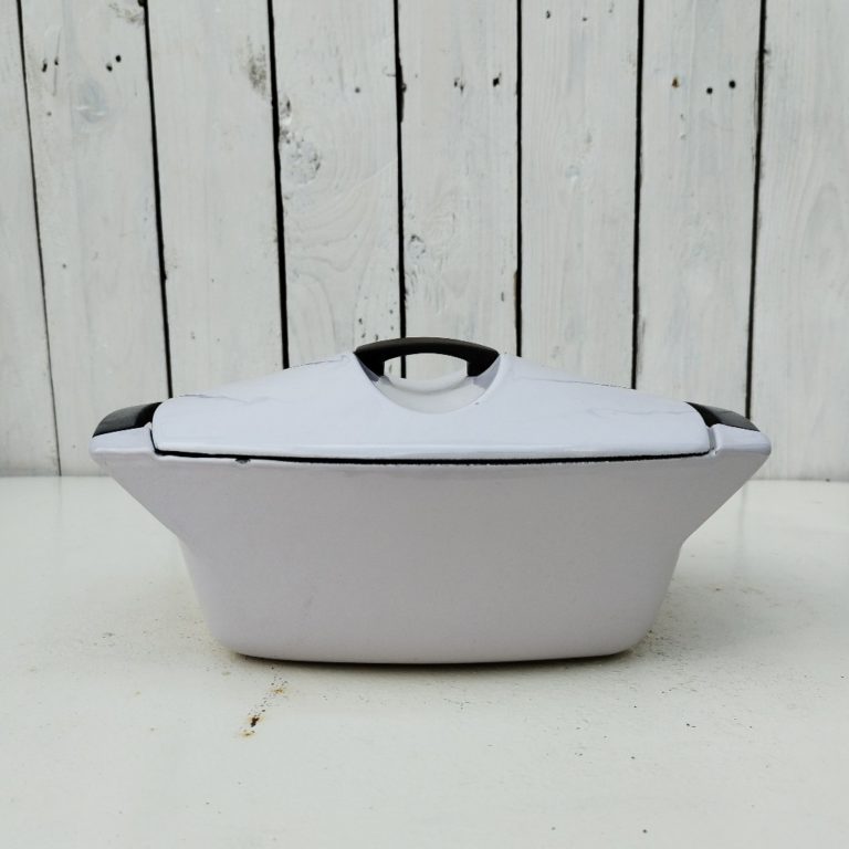 Articles de cuisine de la collection Coquelle du moderniste du milieu du siècle Raymond Loewy pour Le Creuset - En vente sur France | coquelle le creuset, le creuset raymond loewy