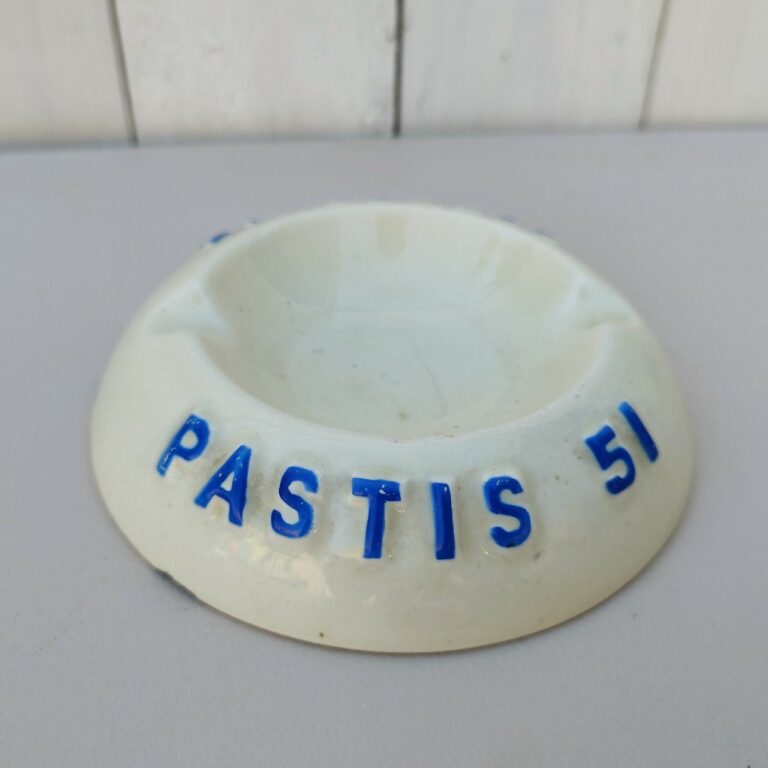 Cendrier Bistrot Vintage Céramique - 'On S'en Grille Une ?' - Style Authentique Blanc & Bleu