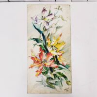 Aquarelle d'un bouquet d'iris colorés sur papierb canson, signé et daté sur le bas. Des petites taches et traces de rousseurs. Coins cornés avec des trous de punaises,un petit accroc sur le bord haut. Bon état général. Dimensions : 53 x 26 cm