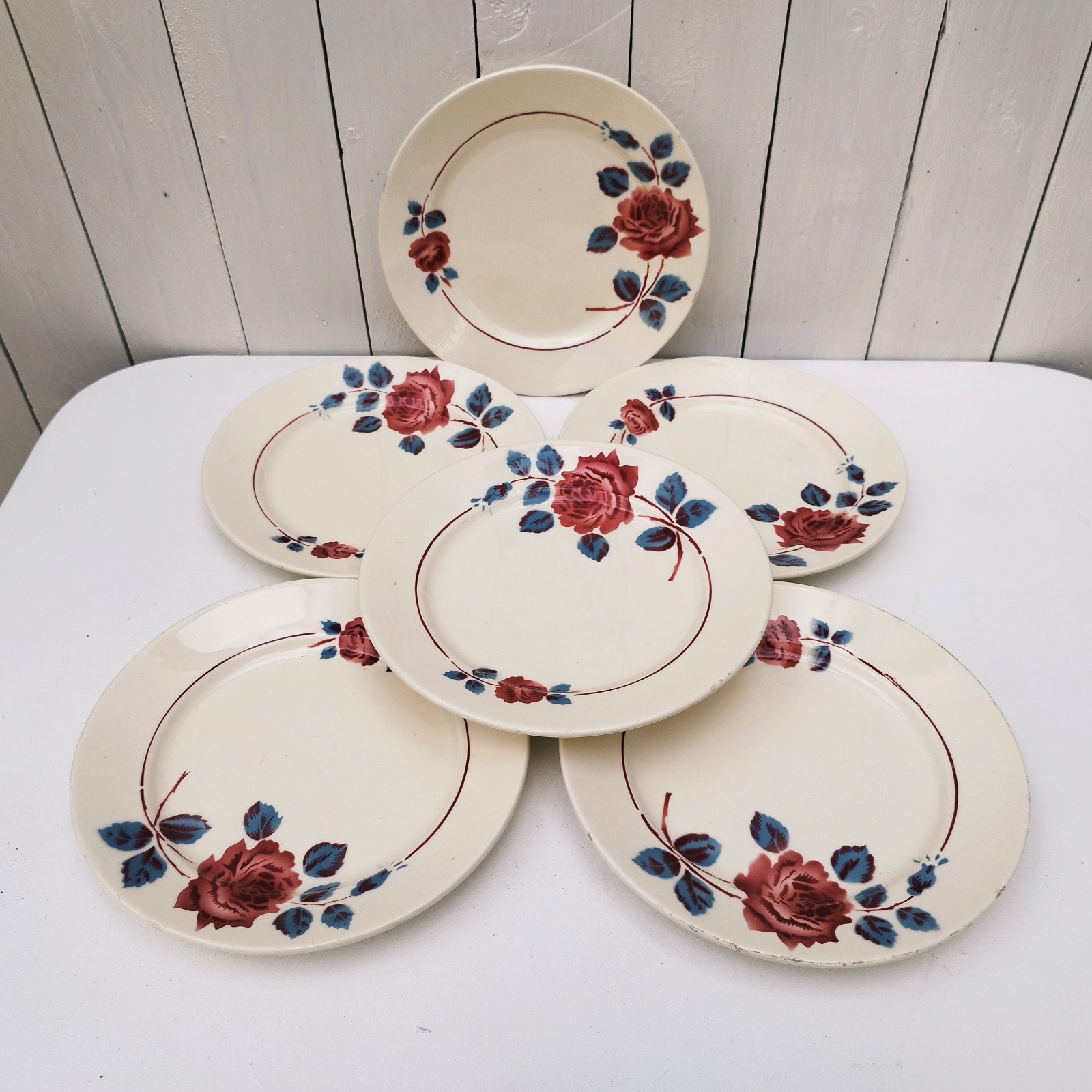 Assiettes plates, porcelaine de Badonviller, Rose N°2 - Acolytes Antique