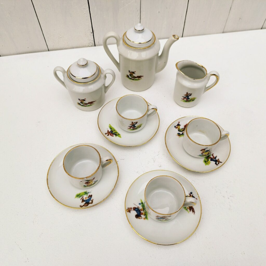 DÎNETTE JOUET SERVICE A CAFÉ DÉJEUNER ANCIEN EN PORCELAINE P Bordeaux 33000