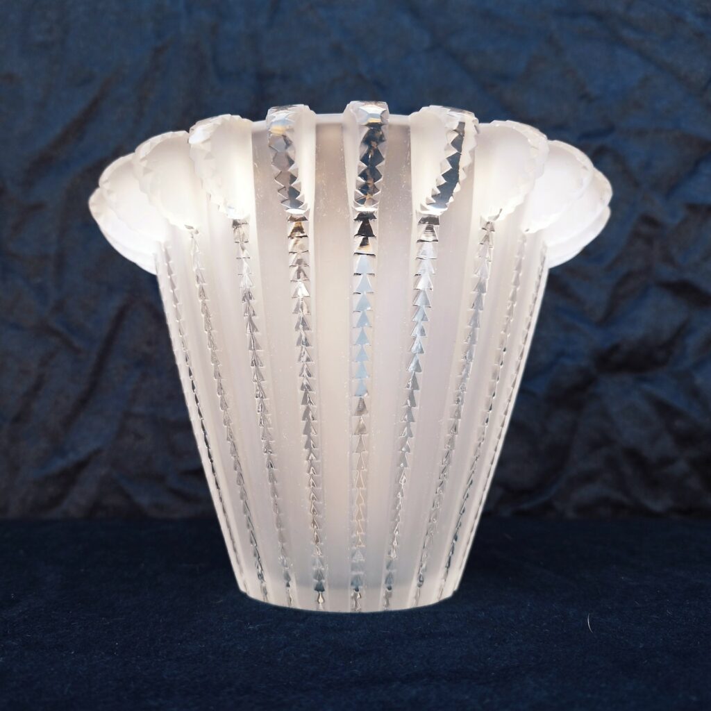 Vase En Verre René Lalique Modèle Royat Acolytes Antique