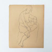 Lot de 9 dessins d'étude représentant des nus. Dessins effectués à la mine de plomb Des petites déchirures sur les pourtours des feuilles, des petites taches. Papier jauni. Idéal pour une accumulation Bon état général. Dimensions : 28,5 x 23 cm