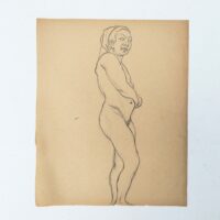 Lot de 9 dessins d'étude représentant des nus. Dessins effectués à la mine de plomb Des petites déchirures sur les pourtours des feuilles, des petites taches. Papier jauni. Idéal pour une accumulation Bon état général. Dimensions : 28,5 x 23 cm