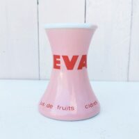Porte paille publicitaire pour la marque de jus de fruit Eva En opaline rose. Excellent état. Hauteur : 10,5 cm