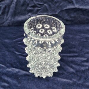 Vase cylindre en verre soufflé à pointes par Pavel Panek datant du XXème siècle. Très bon état. Hauteur : 13 cm Diamètre : 7 cm