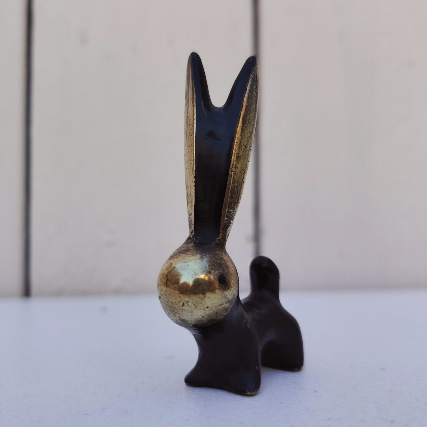 Lapin en bronze de Vienne par Walter bosse. Bon état général Hauteur : 6 cm