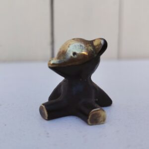 Ourson en bronze de Vienne par Walter bosse. Bon état général Hauteur : 3 cm