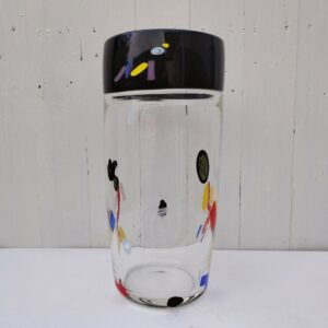 Grand vase en verre soufflé en verre de Murano, par Paolo Crepax, décor abstrait faisant penser à du Miro. Belle pièce qui saura égayer votre intérieur. Très bon état Hauteur : 36 cm Diamètre : 16 cm