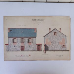 Planche d'architecte représentant le plan d'une petite maison Rennaise. Datant de 1898. Nommée " La petite maison". Pour ceux connaissant Rennes, vous reconnaitrez cette architecture dans certains quartiers de la ville. Traces et jaunissures, coins haut droit déchiré et une petit bout manquant. Bon état général Dimensions : 53 x 36 cm 